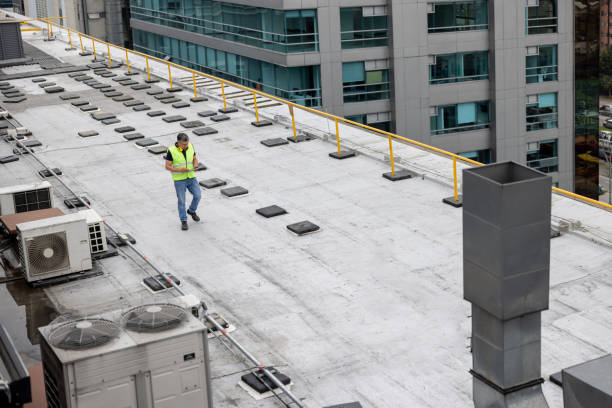 Best Roof Maintenance and Cleaning  in Hartland, WI